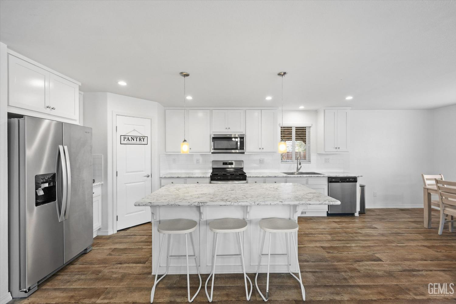 Undisclosed Address Taft, CA 93268 - Photo 20 of 42