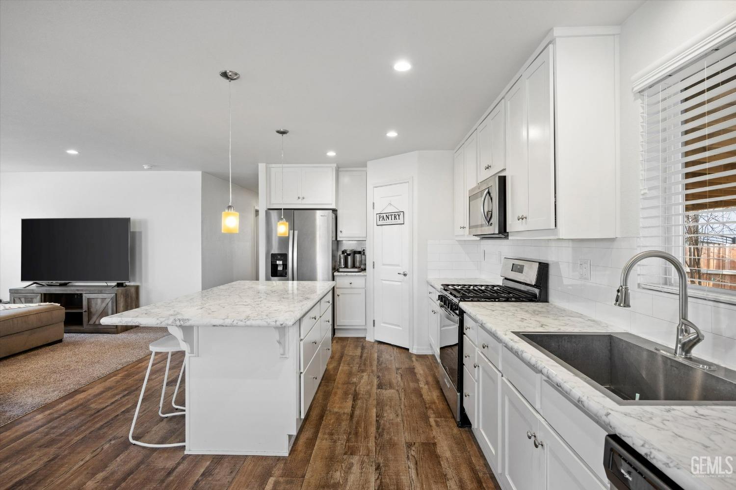 Undisclosed Address Taft, CA 93268 - Photo 21 of 42