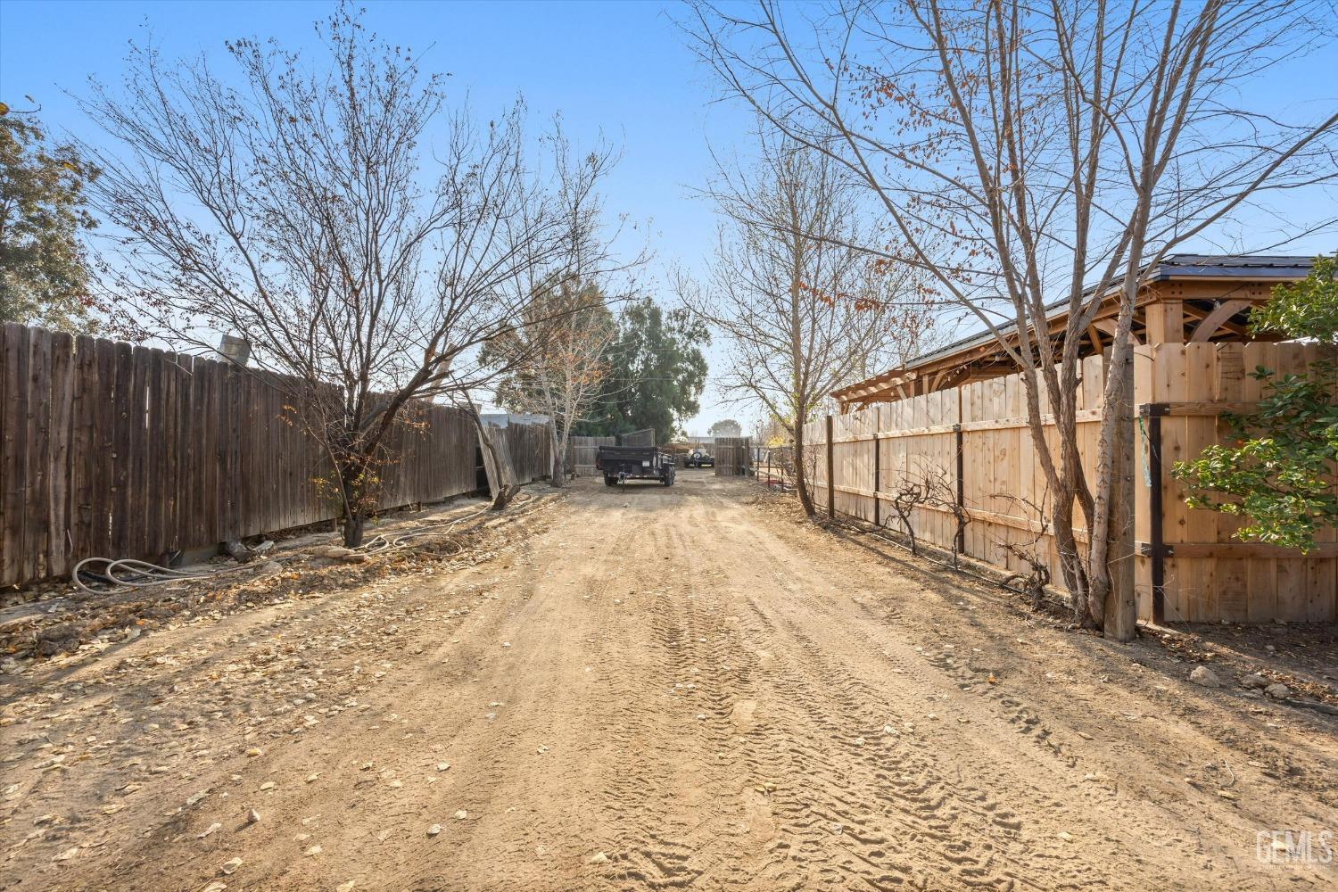 Undisclosed Address Taft, CA 93268 - Photo 37 of 42