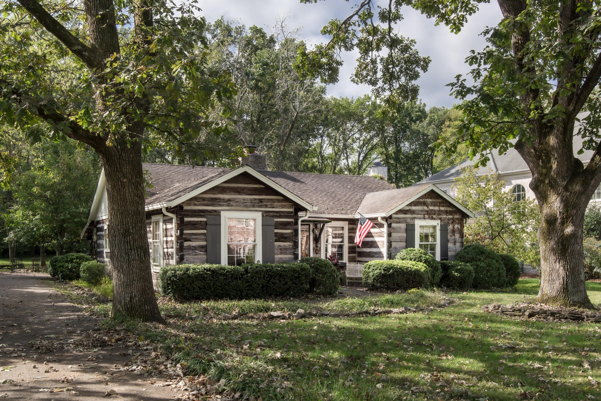 3815 Trimble Road Nashville, TN 37215 - Photo 3 of 31 a front view of a house with a yard