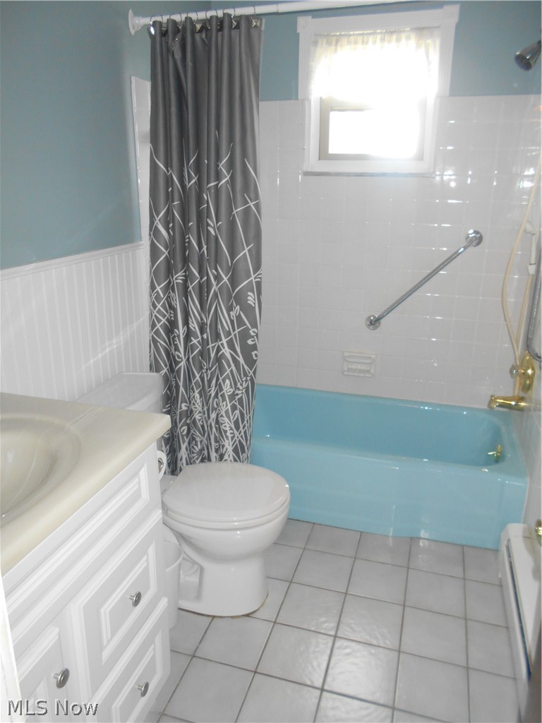 7610 Roeper Road Parma, OH 44134 - Photo 17 of 18 Bathroom