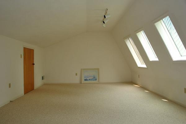 213 Saunders Point Road, Unit 5 Huddleston, VA 24104 - Photo 13 of 17 Loft
