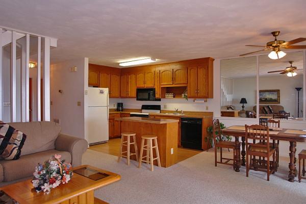 213 Saunders Point Road, Unit 5 Huddleston, VA 24104 - Photo 7 of 17 Kitchen
