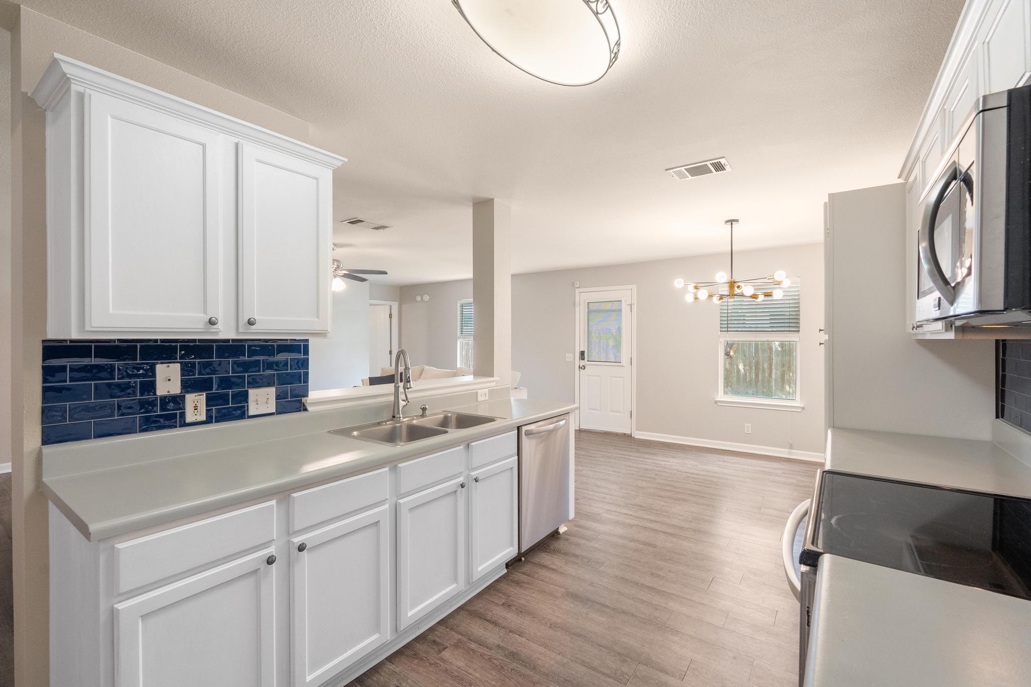 3003 Meadow Lane Taylor, TX 76574 - Photo 7 of 25