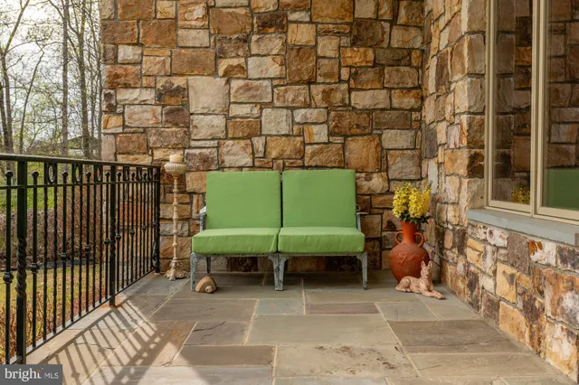 $2,290,000 | 35162 Notre Dame Lane, Middleburg, VA 20117