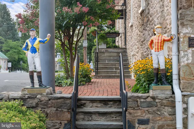 $2,290,000 | 35162 Notre Dame Lane, Middleburg, VA 20117