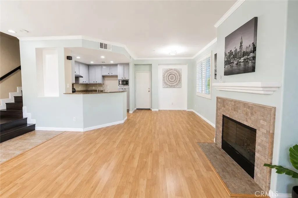 3121 West Ball Road Anaheim, CA 92804 - Photo 8 of 38