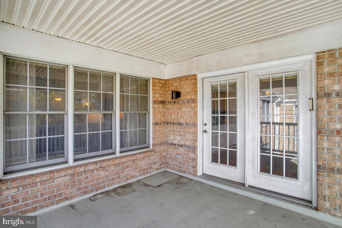12300 Rosslare Ridge Road, Unit 508 Lutherville-Timonium, MD 21093 - Photo 23 of 40 a view of front door