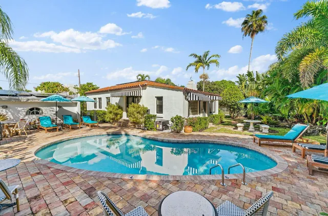 $11,000 | 400 33rd Street, West Palm Beach, FL 33407