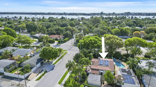$11,000 | 400 33rd Street, West Palm Beach, FL 33407