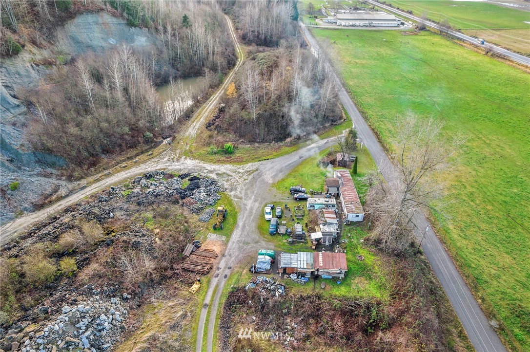 7325 Butler Hill Road Burlington, WA 98233 - Photo 3 of 11 Gallery Image 3