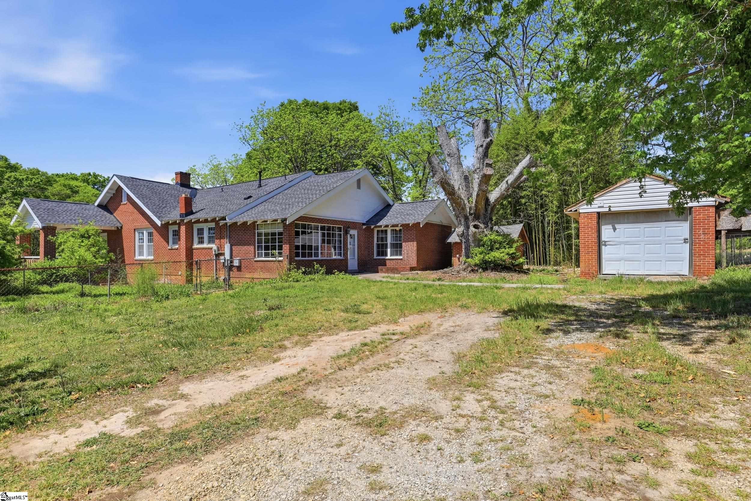 100 Easley Highway Pelzer, SC 29669 - Photo 4 of 36