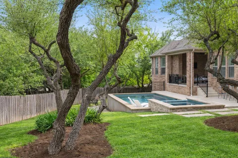 $1,100,000 | 8801 Wild Rice Cove, Austin, TX 78738