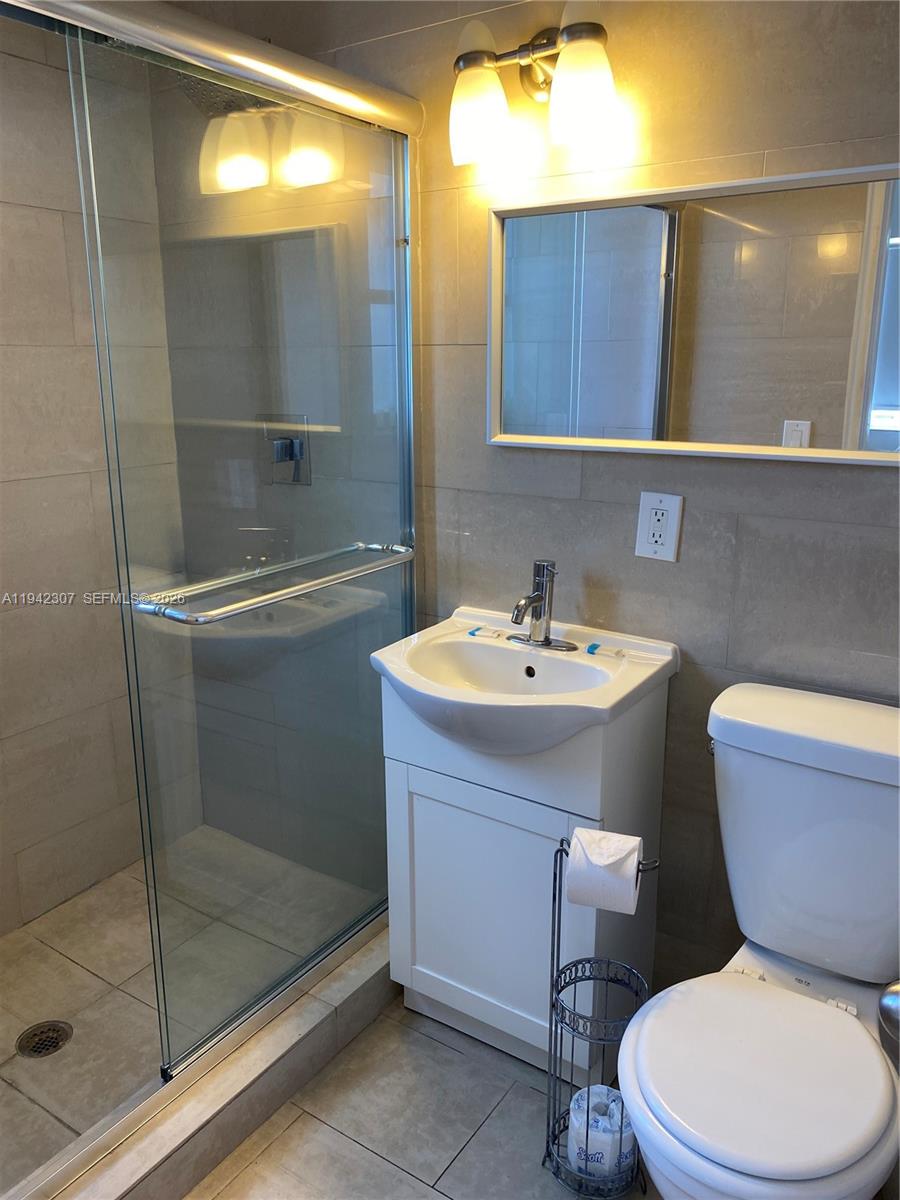 1011 9th Street, Unit 8 Miami Beach, FL 33139 - Photo 9 of 15 Second bathroom.