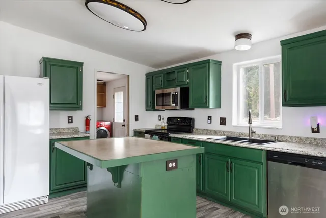 $450,000 | 99 East Morris Road, Coupeville, WA 98239