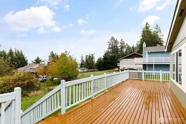 $450,000 | 99 East Morris Road, Coupeville, WA 98239