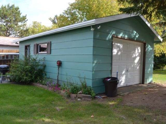 1404 Eagle Street Rhinelander, WI 54501 - Photo 8 of 20 Gallery Image 8
