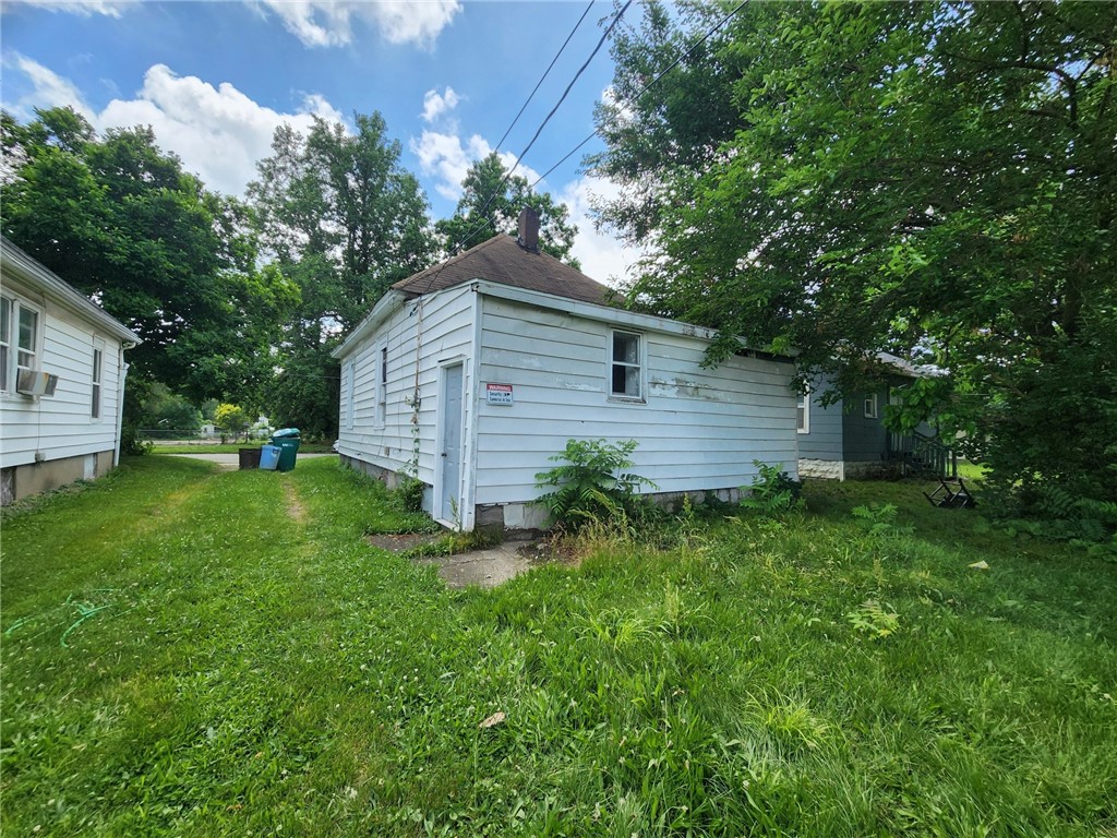 522 East Johnson Avenue Decatur, IL 62526 - Photo 3 of 11