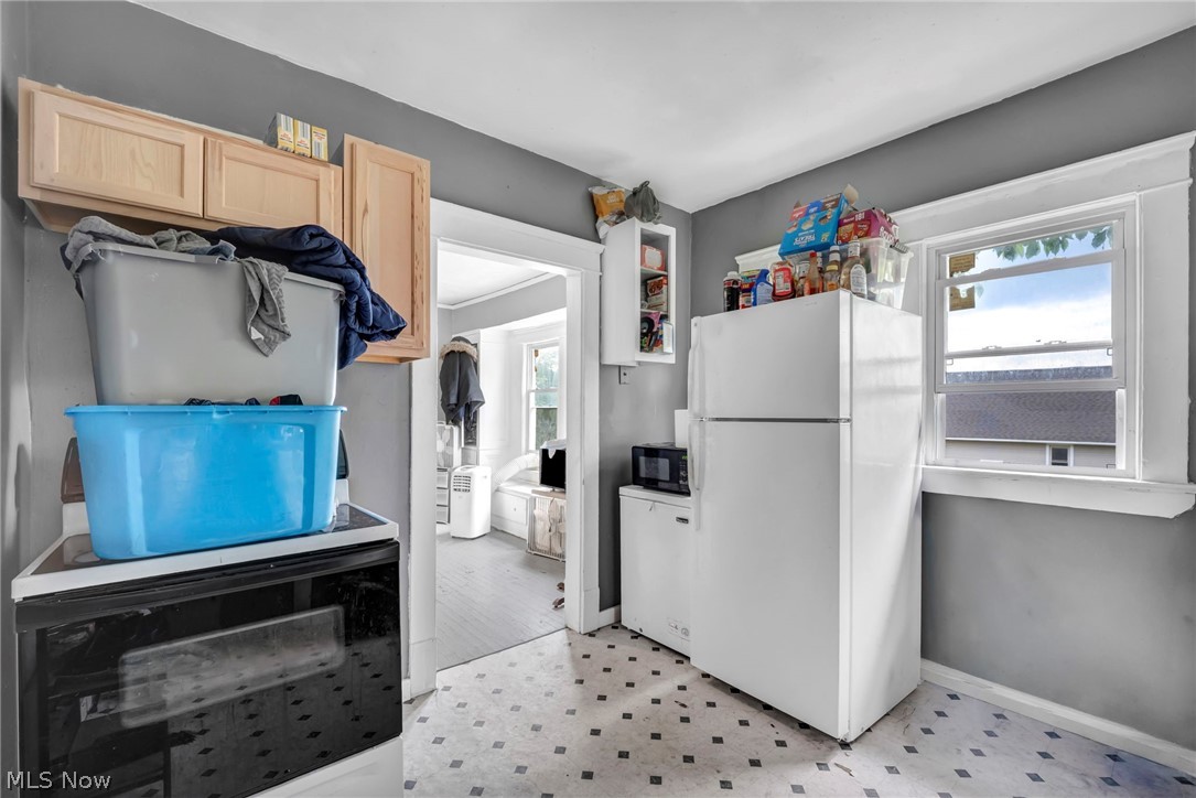 1835 Reyburn Road Cleveland, OH 44112 - Photo 29 of 46 Gallery Image 29