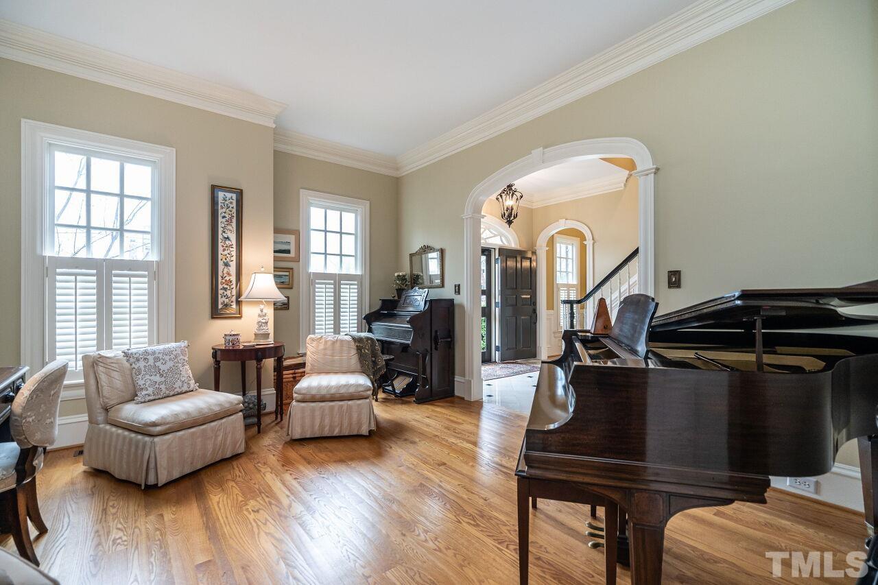 2113 Cowper Drive Raleigh, NC 27608 - Photo 6 of 48 Gallery Image 6