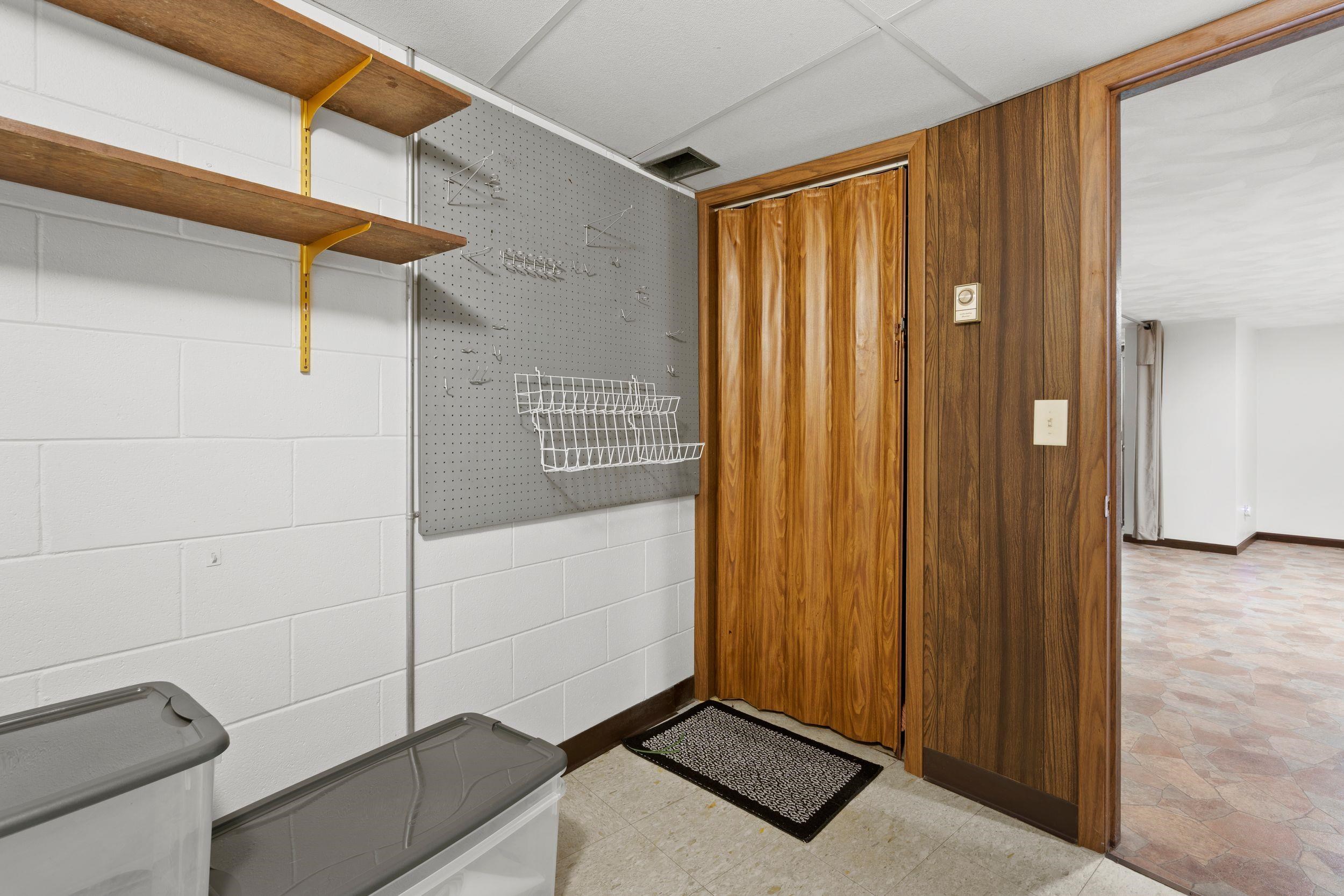 4545 West Pine Street, Unit F Appleton, WI 54914 - Photo 36 of 38
