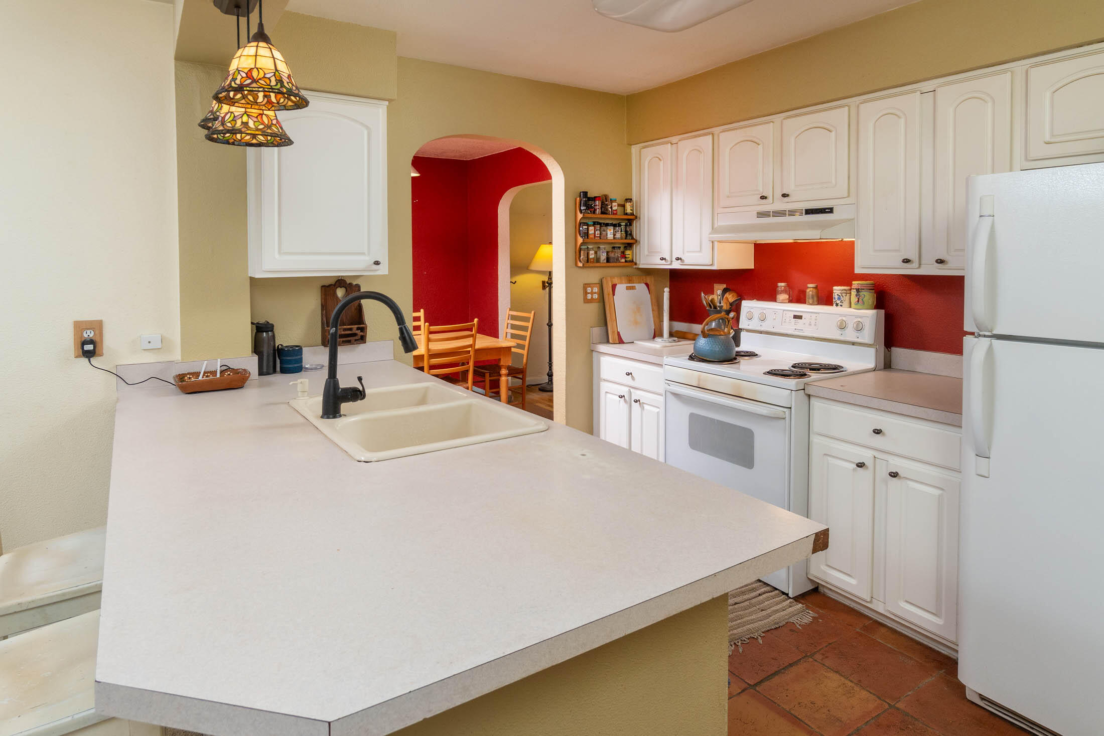1808 Southwest Kalama Avenue Redmond, OR 97756 - Photo 9 of 22 1808 SW Kalama Ave_0046