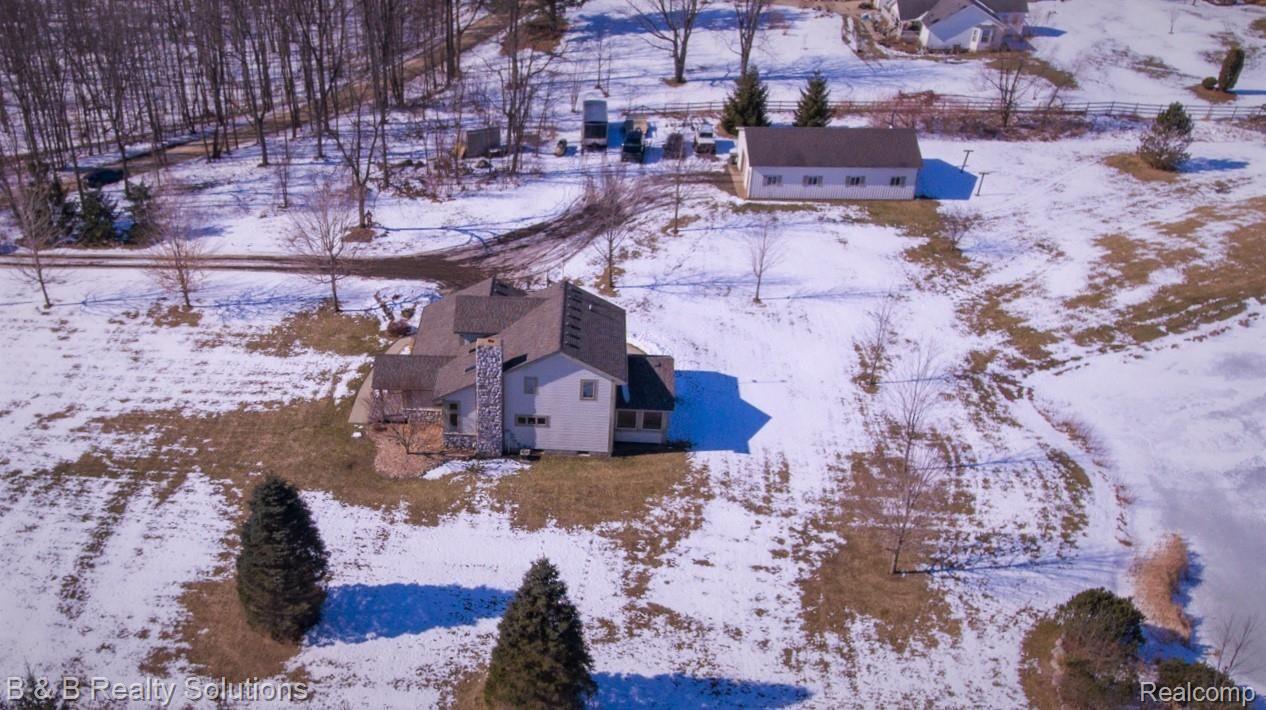 2457 Dodds Road North Branch, MI 48461 - Photo 48 of 71 DJI_0004.jpg