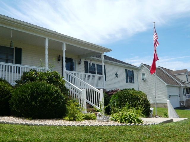 78 Fall Ridge Drive Stuarts Draft, VA 24477 - Photo 2 of 10 Gallery Image 2