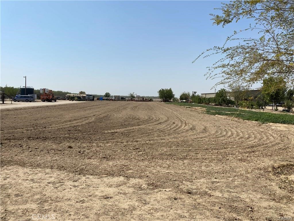 26323 Merced Avenue Buttonwillow, CA 93206 - Photo 10 of 11 Gallery Image 10