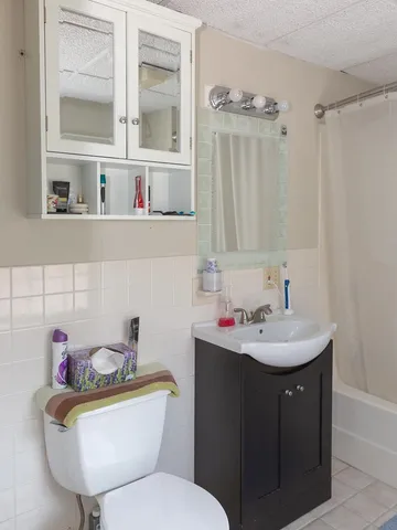 $1,575,000 | 407 Lafayette Road, Hampton, NH 03842