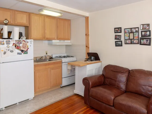 $1,575,000 | 407 Lafayette Road, Hampton, NH 03842