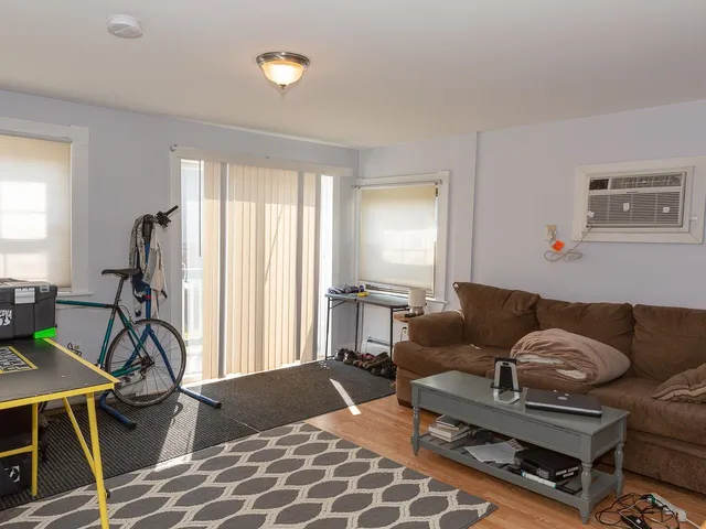 $1,575,000 | 407 Lafayette Road, Hampton, NH 03842