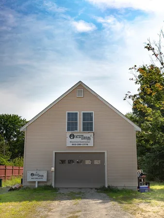 $1,575,000 | 407 Lafayette Road, Hampton, NH 03842