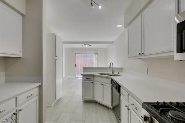 $1,967 | 2810 Briar Knoll Drive, Henderson, NV 89074