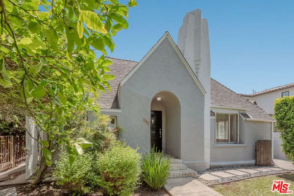 $7,500 | 542 North Sierra Bonita Avenue, Los Angeles, CA 90036