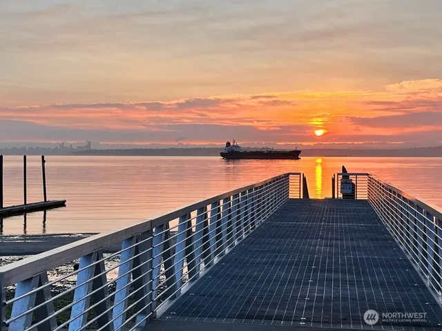 $1,699,000 | 7940 Beach Drive East, Port Orchard, WA 98366