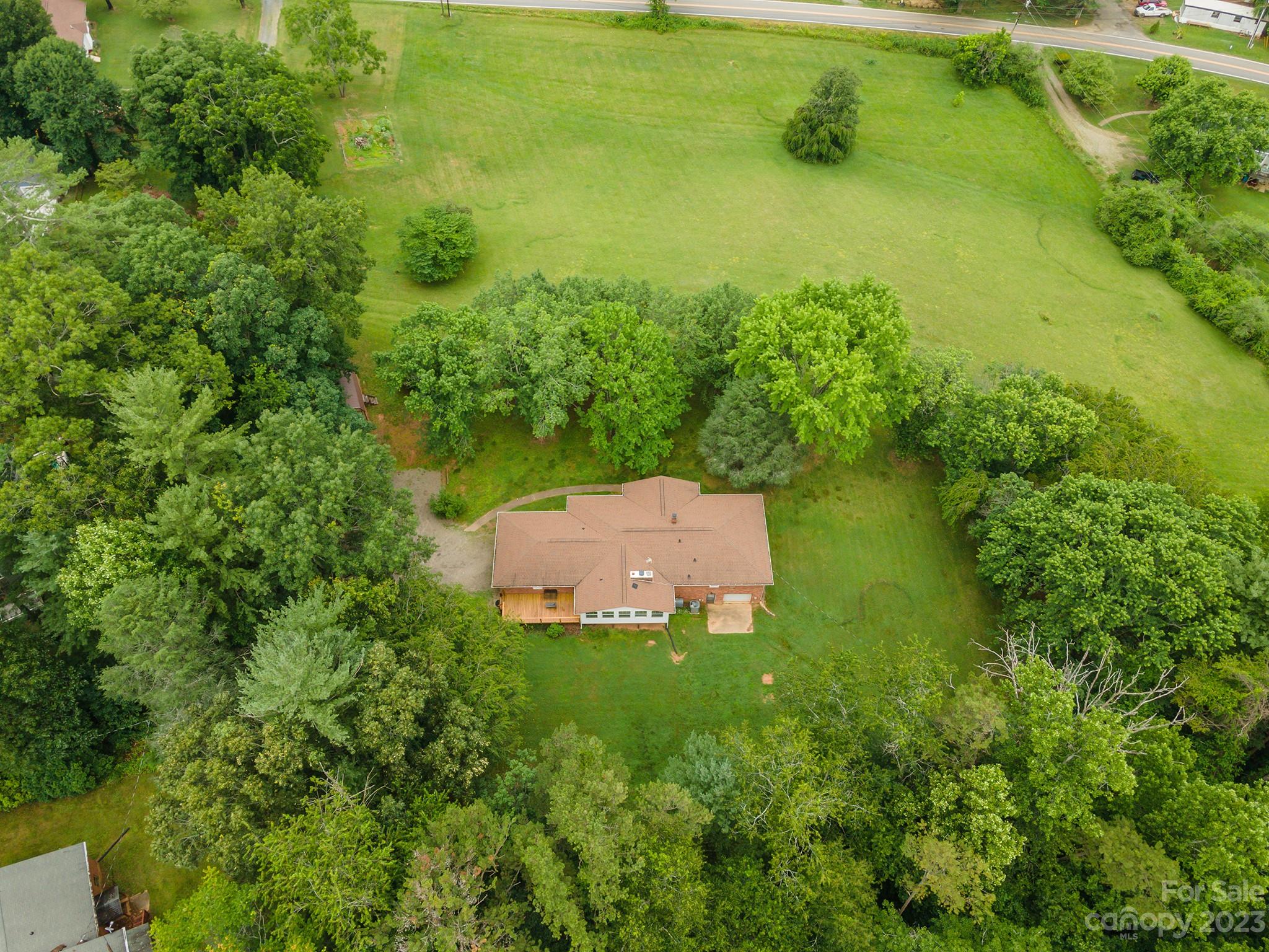 2145 Jenkins Valley Road Alexander, NC 28701 - Photo 5 of 48 Gallery Image 5