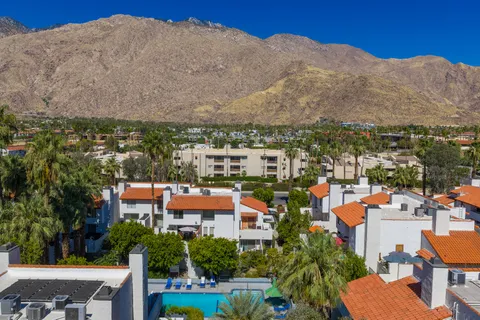 $299,900 | 280 South Avenida Caballeros, Unit 214, Palm Springs, CA 92262