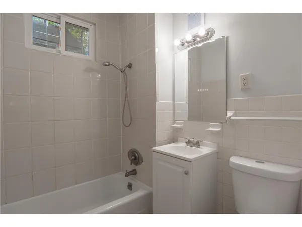 $1,850 | 1020 Wilson Avenue, St. Paul, MN 55106