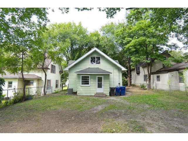 $1,850 | 1020 Wilson Avenue, St. Paul, MN 55106