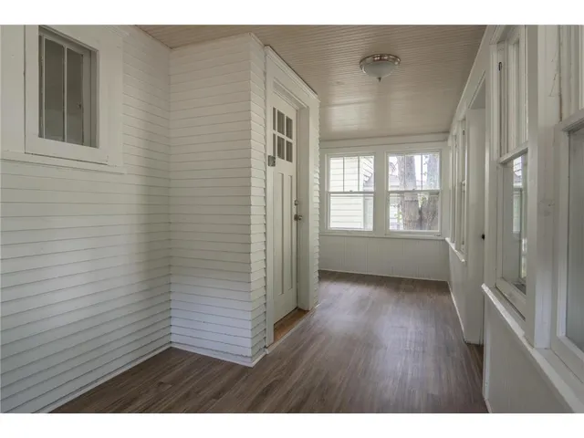 $1,850 | 1020 Wilson Avenue, St. Paul, MN 55106