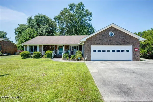 $335,000 | 217 Pinewood Drive, New Bern, NC 28562
