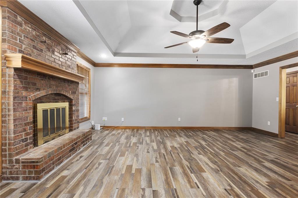 17618 Emerald View Drive Raymore, MO 64083 - Photo 7 of 67 Gallery Image 7