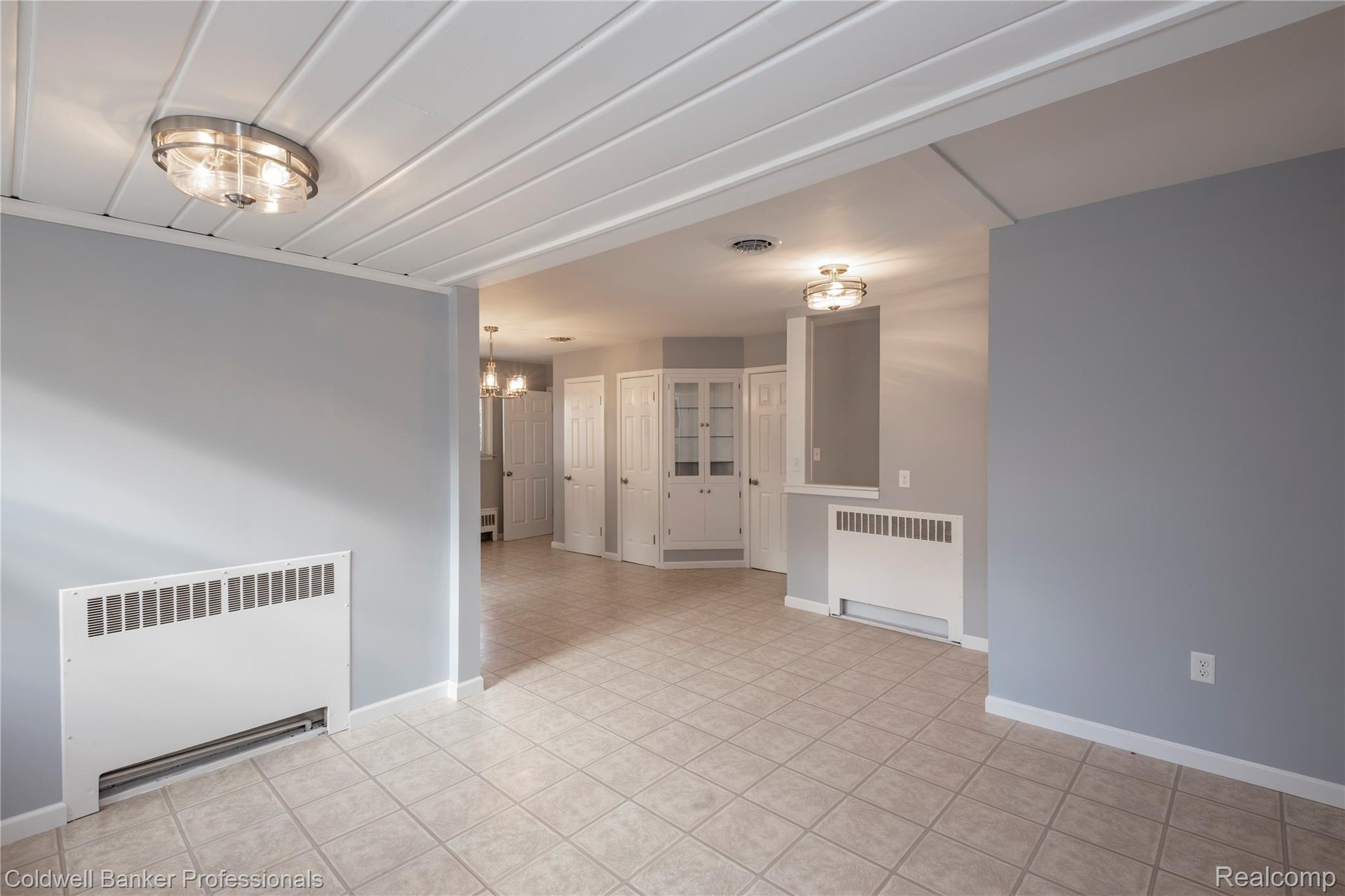5849 Shattuck Road Saginaw, MI 48603 - Photo 21 of 41 0R5A7105.jpg
