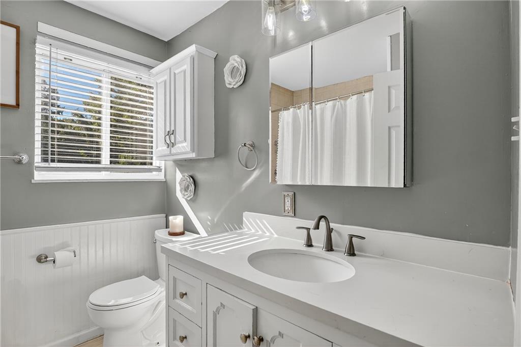 6094 Library Road Bethel Park, PA 15102 - Photo 16 of 21 Gallery Image 16