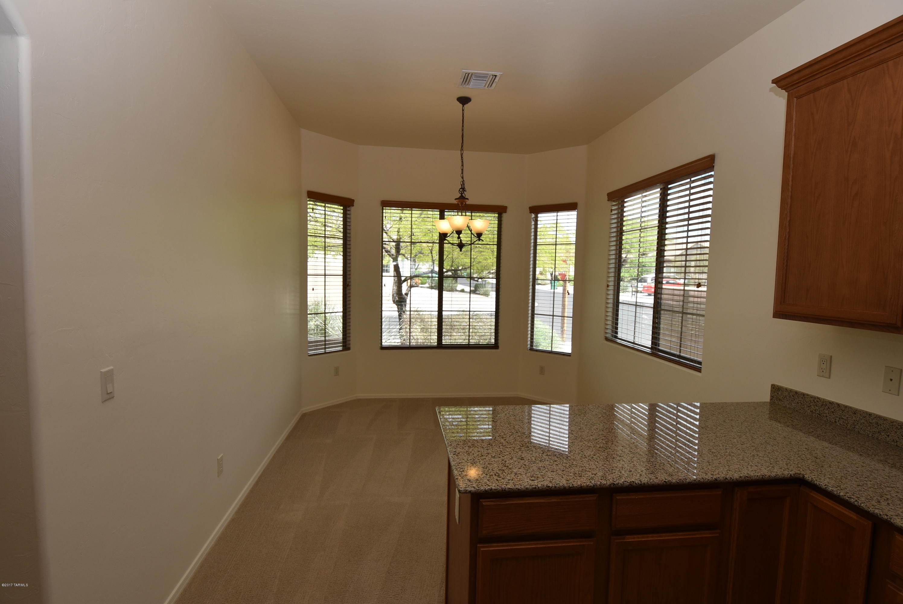 12823 Bloomington Loop Tucson, AZ 85755 - Photo 6 of 39