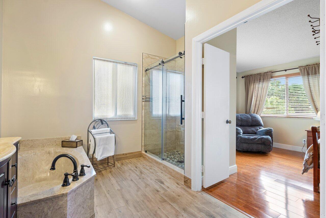 11211 Sandpoint Terrace Boca Raton, FL 33428 - Photo 18 of 33 029-11211SandpointTerrace-BocaRaton-FL-3