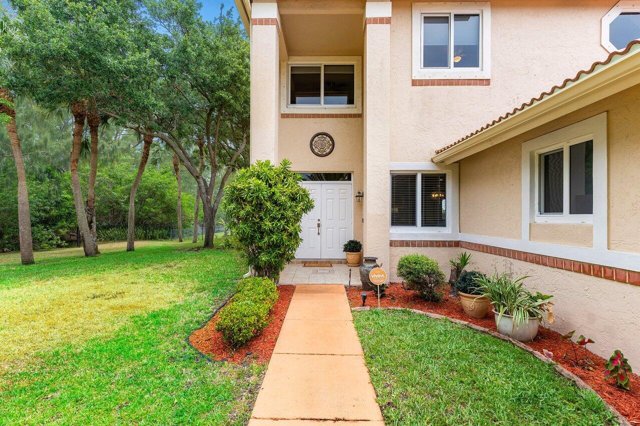 11211 Sandpoint Terrace Boca Raton, FL 33428 - Photo 4 of 33 005-11211SandpointTerrace-BocaRaton-FL-3