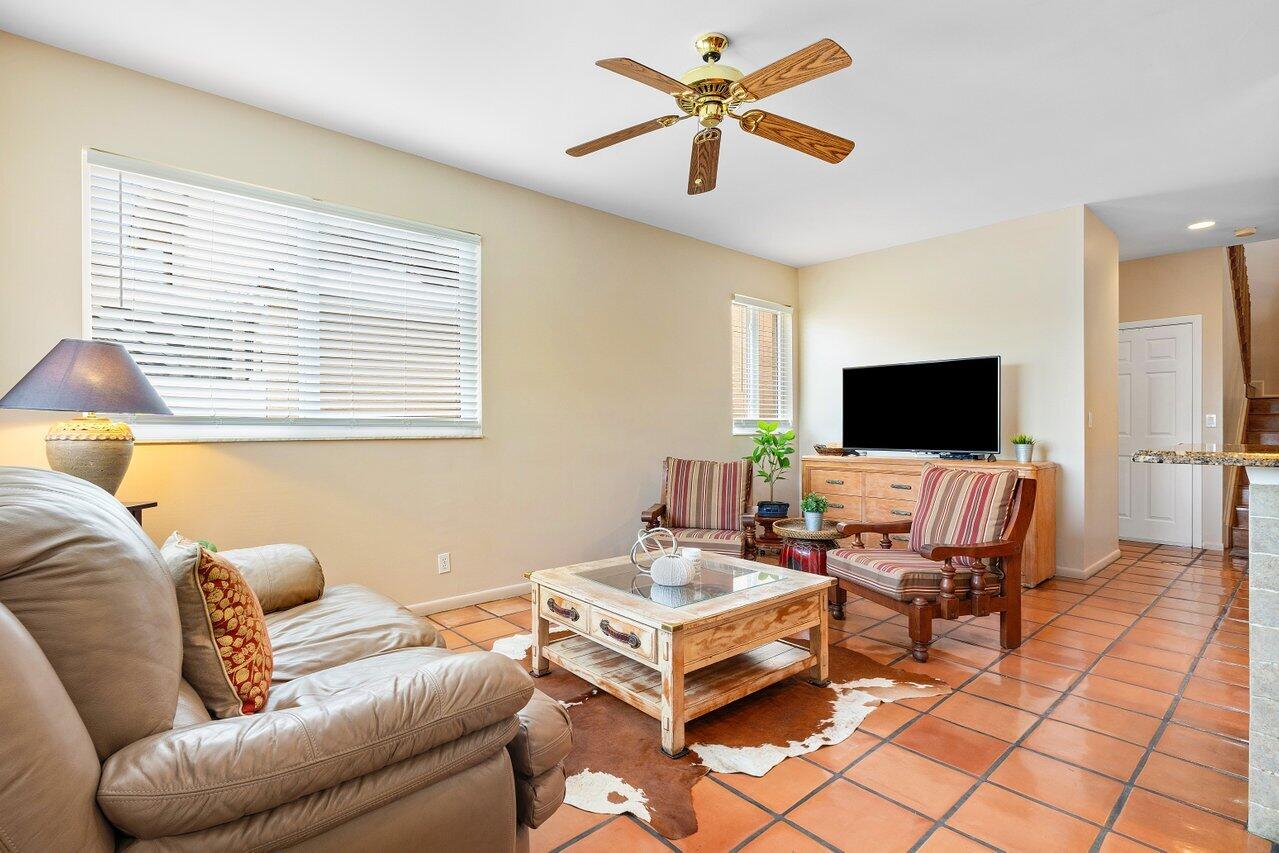 11211 Sandpoint Terrace Boca Raton, FL 33428 - Photo 8 of 33 012-11211SandpointTerrace-BocaRaton-FL-3