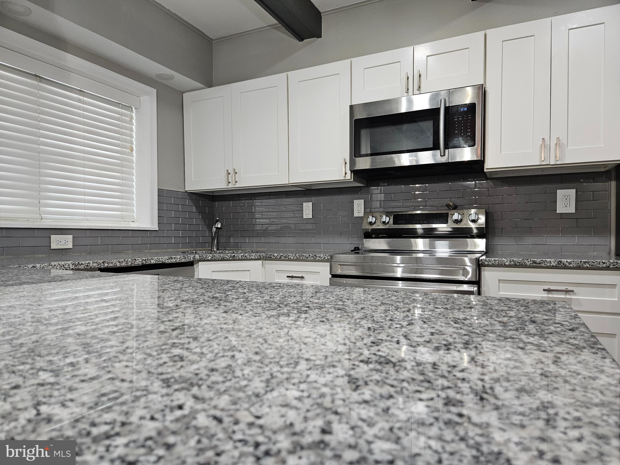 1285 Cedarcroft Road Baltimore, MD 21239 - Photo 8 of 20